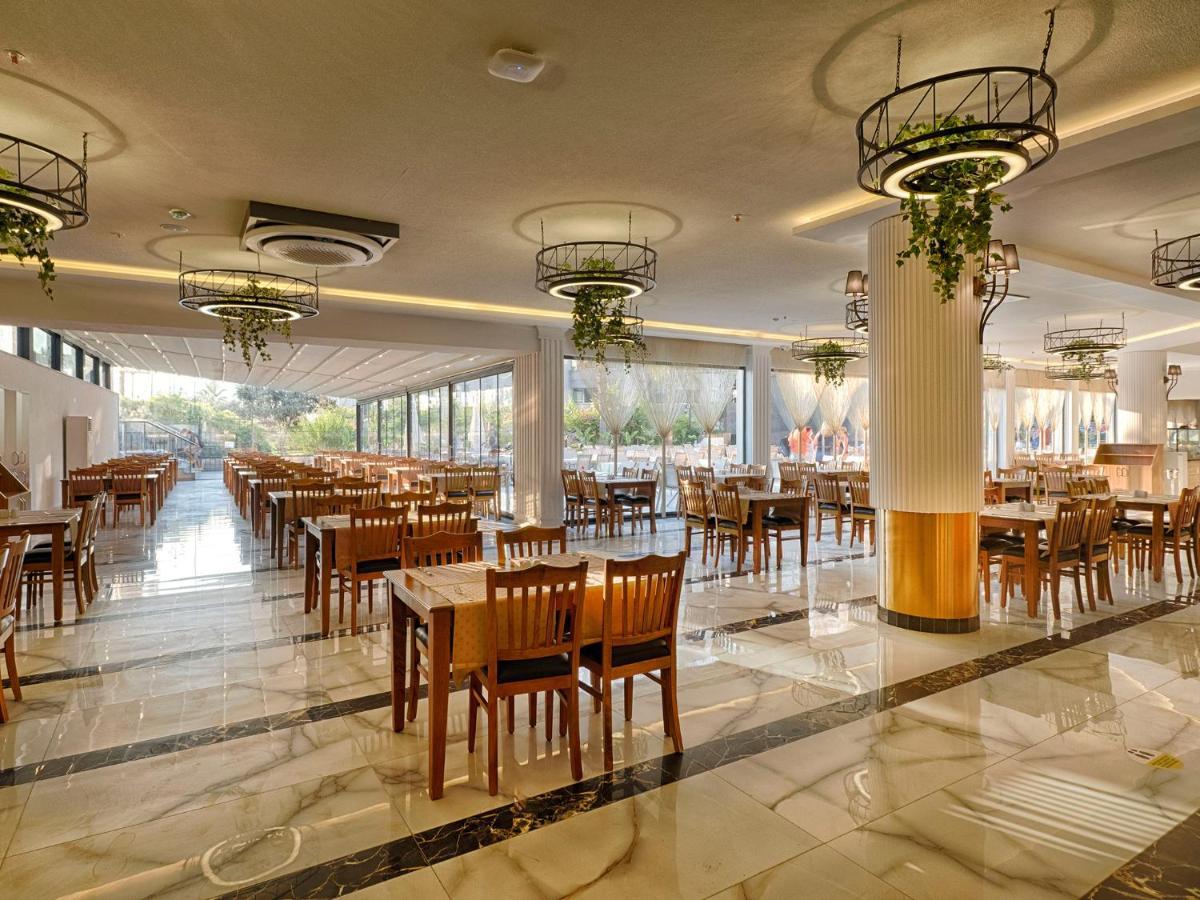 Grand Uysal Beach & Spa Hotel อลันยา ภายนอก รูปภาพ