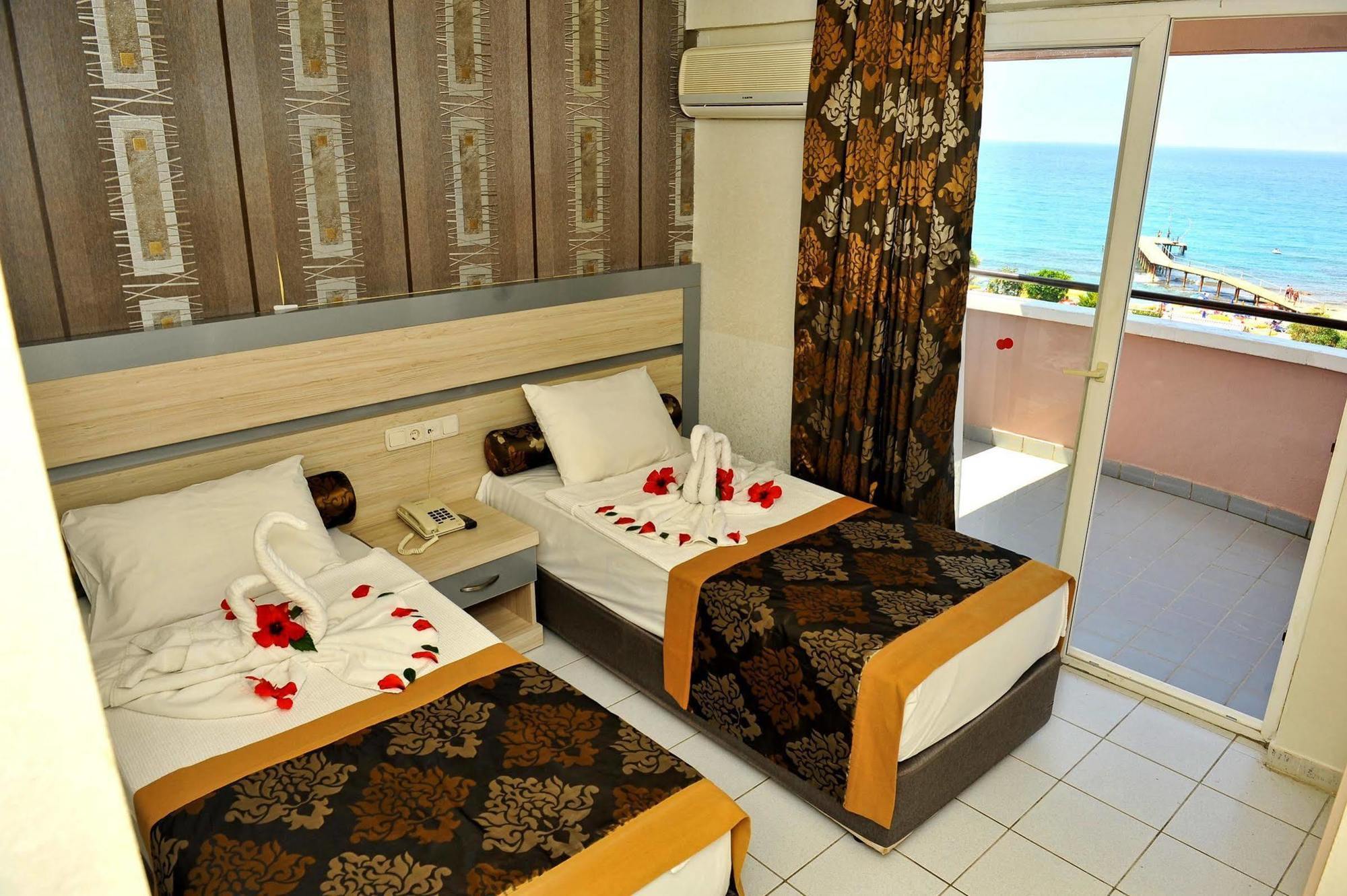 Grand Uysal Beach & Spa Hotel อลันยา ภายนอก รูปภาพ